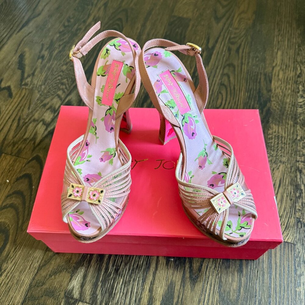 Betsey Johnson JAYA Heels, Size 7.5”, Y2k Vintage Floral 4" Heels